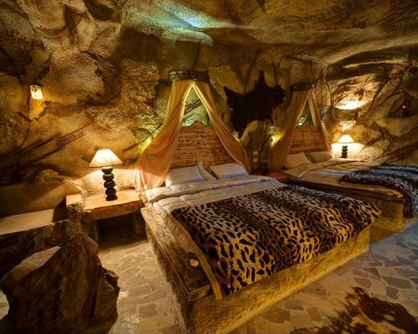 Caves Beach Resort