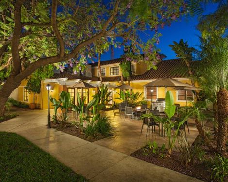 Clementine Hotel & Suites Anaheim-1