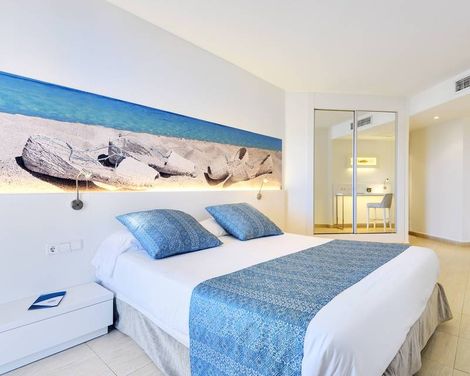 Tropic Garden Hotel & Apartments-3