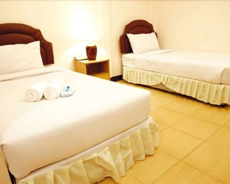 Bed by Tha-Pra Hotel and Apartment-1