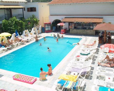 Hotel Lefkimi