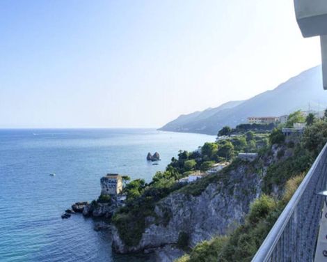 Lloyd's Baia Hotel