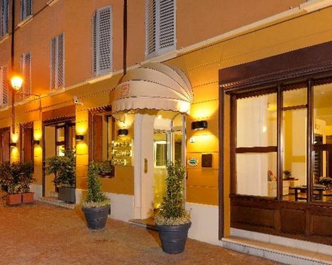 Phi Hotel Bologna
