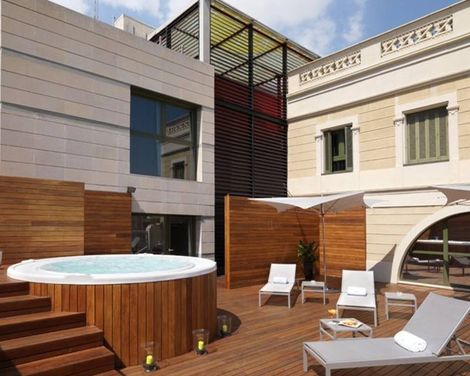 Paseo de Gracia Hotel, Sonder