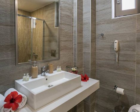 Iperion Beach Hotel