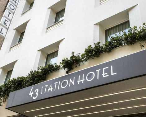 43 Station Hotel