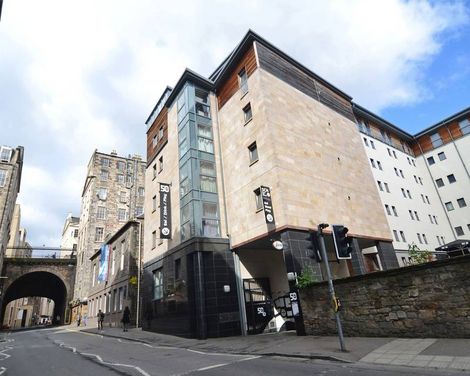 a&o Edinburgh City-2
