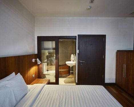 Luxx at Silom-1