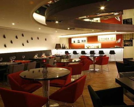 Samm - Boutique Class-3