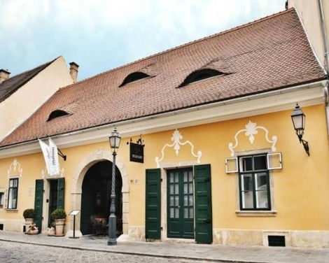 Maison Bistro & Hotel