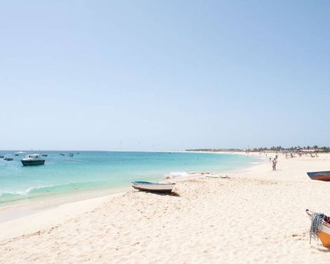 Oasis Salinas Sea