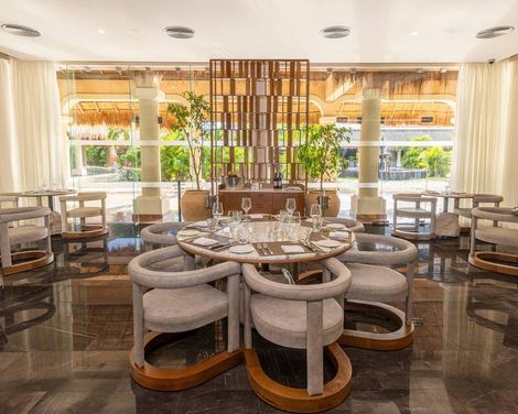 Grand Palladium Colonial Resort & Spa