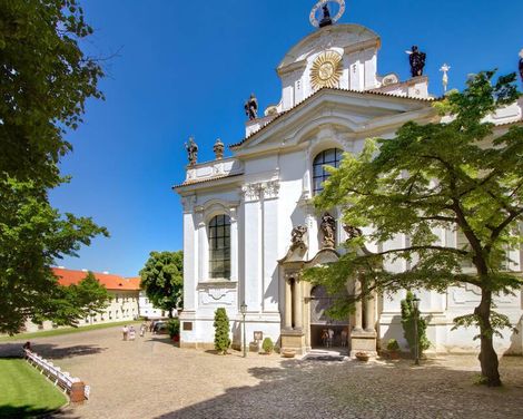 Hotel Monastery
