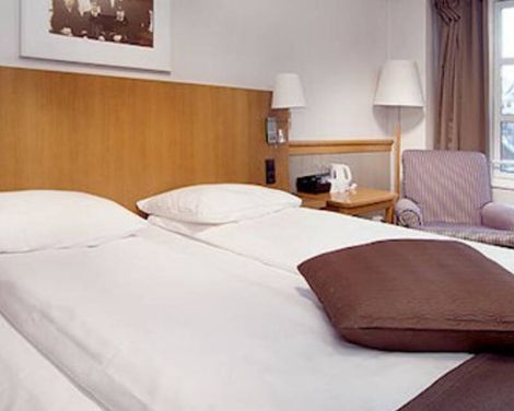 Home Hotel With