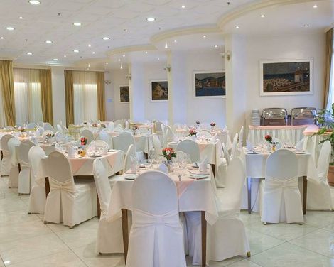 Emmantina Hotel