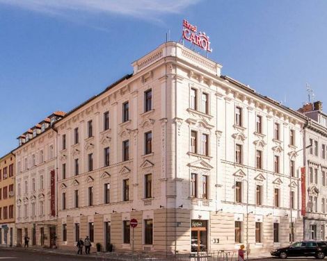 Hotel Carol-1