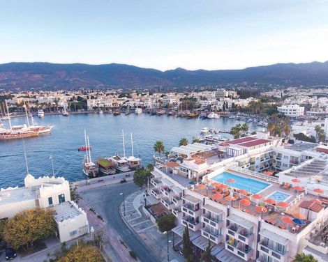 Kosta Palace City Hotel