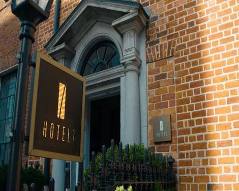 Hotel 7