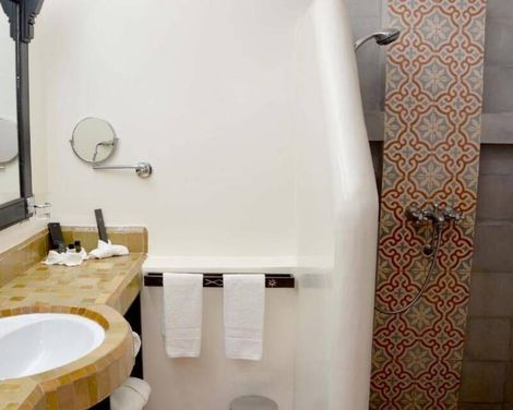 Borjs Hotel Suites & SPA-1