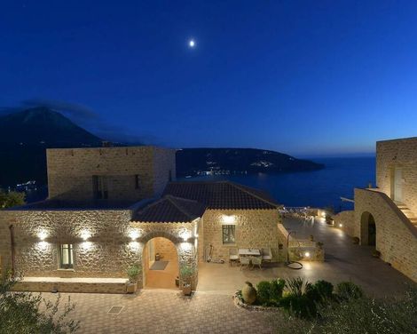 Akrolithi Boutique Hotel