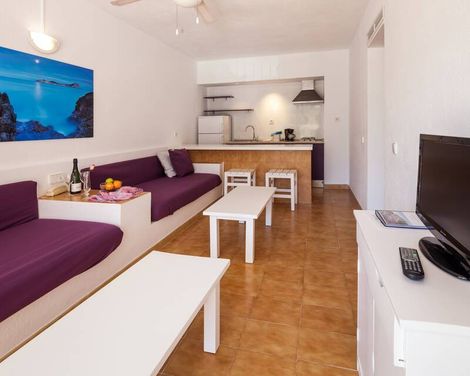 Puerto Cala Vadella inkl. Mietwagen
