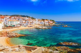 Dorf an der Costa Brava in Spanien