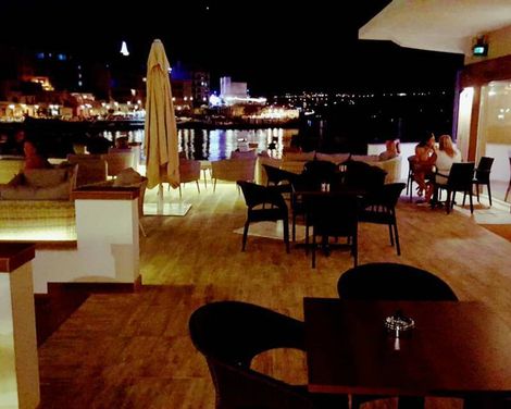 Gillieru Harbour Hotel