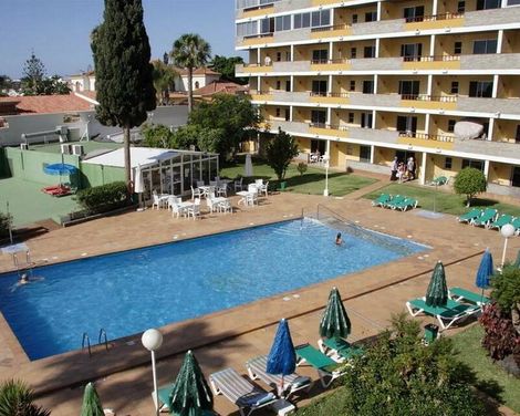 Apartamentos Los Tilos-1