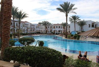 Dive Inn Resort