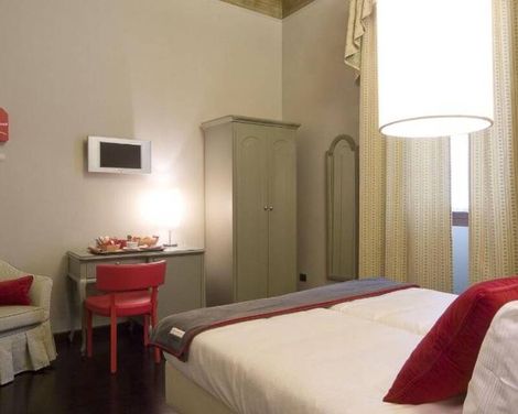 Hotel Rosso 23