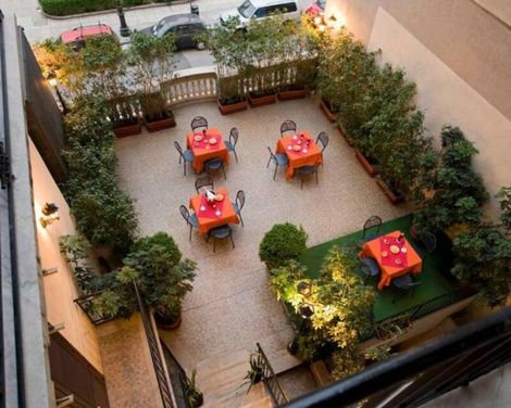 Hotel Joli