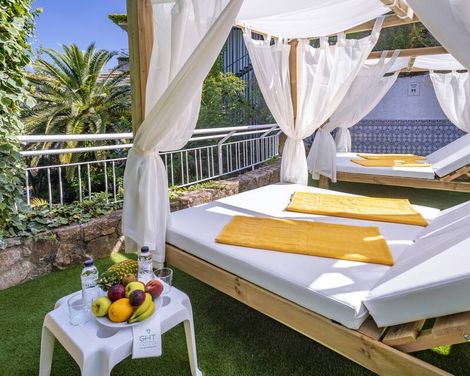 Hotel GHT Neptuno