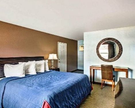 Travelodge by Wyndham Las Vegas Center Strip-2