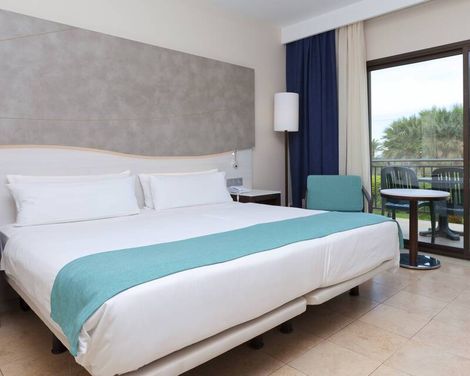Impressive Playa Granada Golf