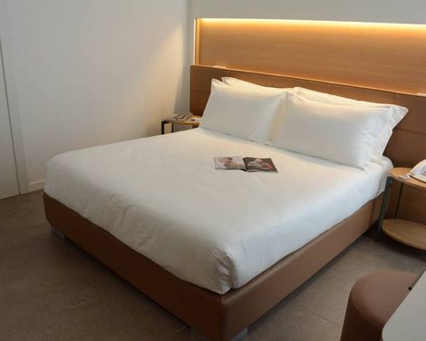 M & F Hotel