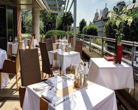 Crowne Plaza Budapest-2