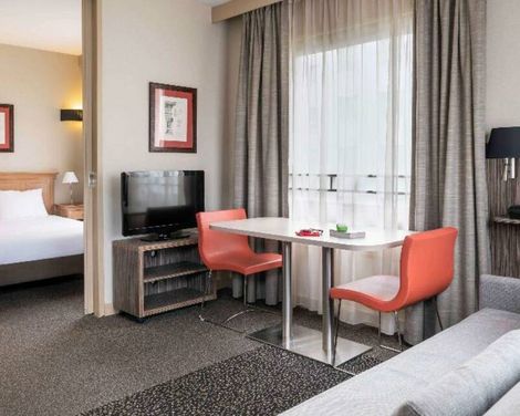 Aparthotel Adagio La Defense Esplanade-0