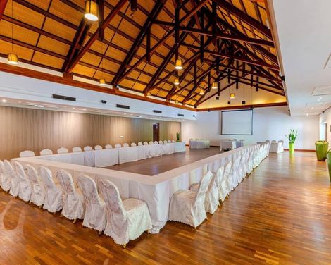 Crystals Beach Resort Belle Mare, a member of Radisson Individuals