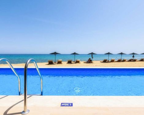 Cavo Orient Beach Hotel