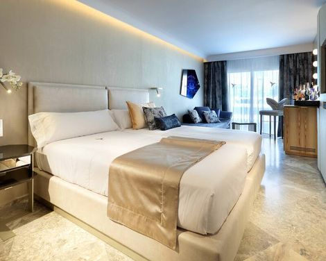 Ushuaïa Ibiza Beach Hotel